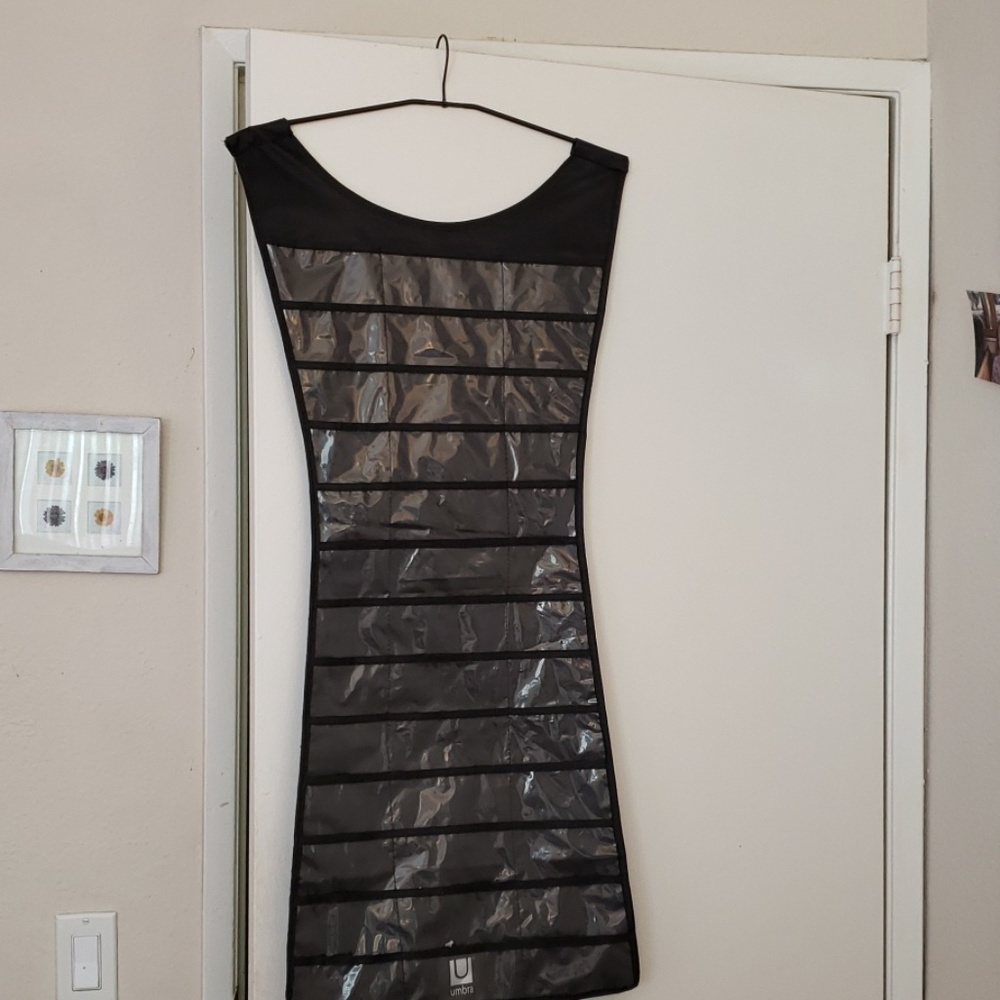 Jewelry organizer